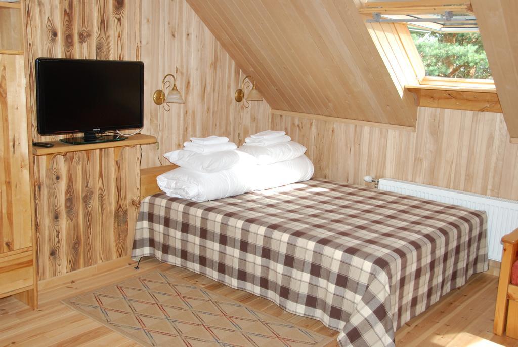 Avinurme Hostel Buitenkant foto